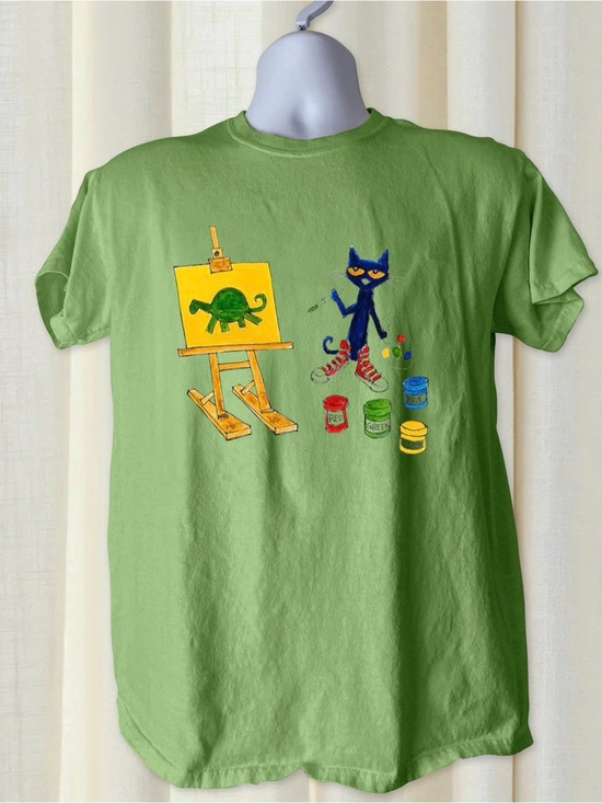 Gildan Tops - Gildan Light Green Graphic Cat & Painting Short Sleeve Tee